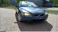 Blauw Gebruikt 2004 Volvo S60 Kinetic Sedan | € 1.940 (Eerlijke prijs)