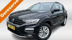Zwart Gebruikt 2021 VW T-Roc Style SUV | € 23.450 (Eerlijke prijs)