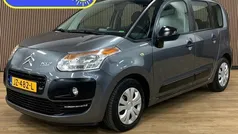 Grijs, metallic lak Gebruikt 2010 Citroën C3 Picasso Seduction MPV | € 3.745 (Eerlijke prijs)
