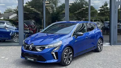 Blauw Gebruikt 2024 Mitsubishi Colt Edition Hatchback | € 23.195 (Eerlijke prijs)