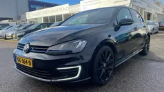 Zwart Gebruikt 2015 VW Golf VII GTE Hatchback | € 12.750 (Eerlijke prijs)