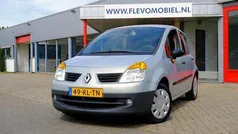 Grijs Gebruikt 2005 Renault Modus Expression MPV | € 3.750 (Eerlijke prijs)