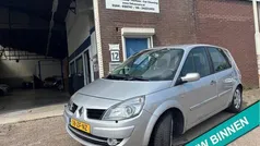 Grijs Gebruikt 2008 Renault Scénic II MPV | € 2.549 (Eerlijke prijs)