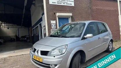 Grijs Gebruikt 2008 Renault Scénic II MPV | € 2.549 (Eerlijke prijs)