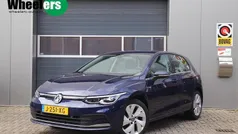 Blauw Gebruikt 2020 VW Golf VIII Style Hatchback | € 22.995 (Goede deal)