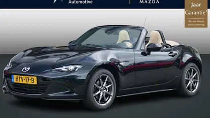 Jet black mica (41w) Nieuw 2025 Mazda MX5 Kazari Cabriolet | € 39.925 (Eerlijke prijs)