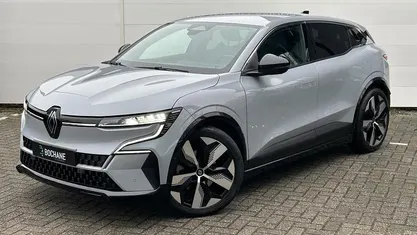 Grijs Occasion 2022 Renault Megane E-Tech Techno Hatchback | € 26.695 (Eerlijke prijs)