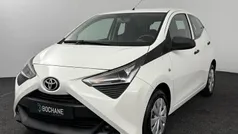 Wit Gebruikt 2020 Toyota Aygo Hatchback | € 10.635 (Eerlijke prijs)