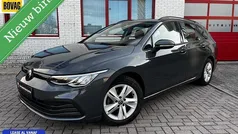 Gebruikt 2022 VW Golf VIII Life Stationwagen | € 25.750 (Goede deal)