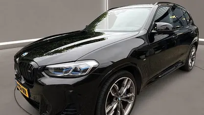 Zwart Gebruikt 2022 BMW X3 Executive SUV | € 56.950 (Eerlijke prijs)