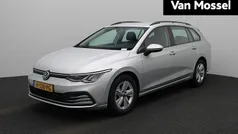Grijs Gebruikt 2022 VW Golf VIII Life Stationwagen | € 20.900 (Eerlijke prijs)
