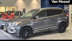 Gebruikt 2017 Ford Kuga Vignale SUV | € 19.945 (Eerlijke prijs)