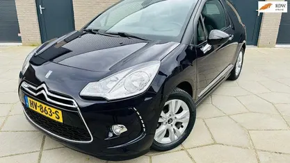 Occasion Citroën DS3 Cabriolet So Chic 82 PK (60 kW) 2016 Blauw, metallic lak Cabriolet