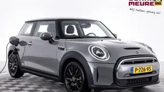 Grijs Gebruikt 2022 Mini Cooper Classic Hatchback | € 18.900 (Goede deal)