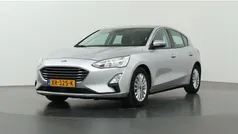 Grijs Gebruikt 2019 Ford Focus Business Edition Hatchback | € 19.330 (Eerlijke prijs)