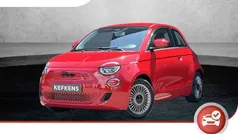 Gebruikt 2023 Fiat 500e Red Hatchback | € 18.725 (Eerlijke prijs)