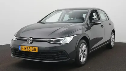 Occasion 2022 VW Golf VIII Life Hatchback | € 20.900 (Eerlijke prijs)
