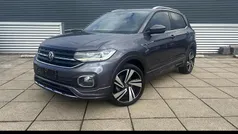 Grijs, metallic lak Gebruikt 2022 VW T-Cross R-line SUV | € 27.495 (Eerlijke prijs)