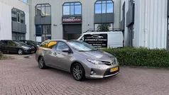 Bruin Gebruikt 2014 Toyota Auris Touring Sports Stationwagen | € 9.495 (Goede deal)