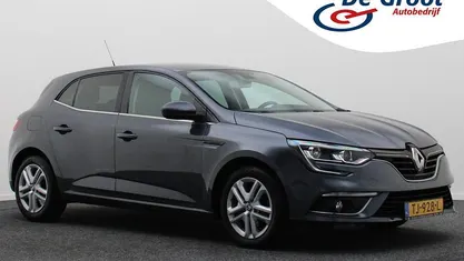 Occasion 2018 Renault Mégane IV Zen Hatchback | € 10.950 (Eerlijke prijs)