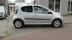 Grijs Gebruikt 2011 Citroën C1 Exclusive Hatchback | € 4.885 (Eerlijke prijs)