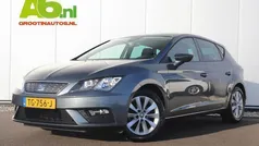 Grijs, metallic lak Gebruikt 2018 Seat Leon Business Hatchback | € 11.999 (Eerlijke prijs)