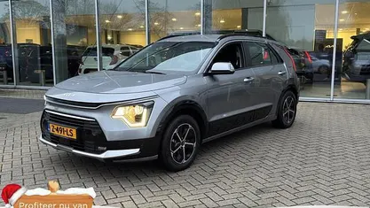 Steel grey Gebruikt 2024 Kia Niro SUV | € 29.950 (Super prijs)