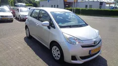 Gebruikt 2012 Toyota Verso-S Limited MPV | € 9.950 (Eerlijke prijs)