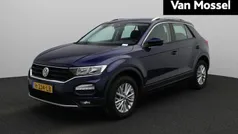 Blauw Gebruikt 2020 VW T-Roc Business SUV | € 21.900 (Goede deal)