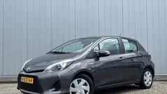 Grijs Gebruikt 2013 Toyota Yaris Hatchback | € 9.400 (Eerlijke prijs)
