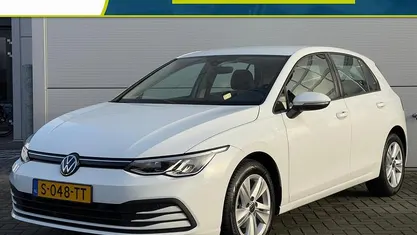 Occasion VW Golf VIII Business 110 PK (80 kW) 2022 Hatchback