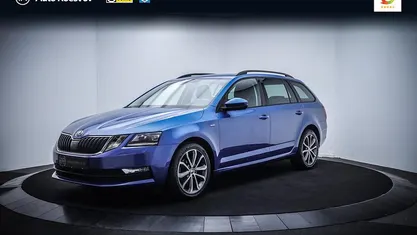 Blauw Occasion 2017 Skoda Octavia Business Line Stationwagen | € 17.025 (Eerlijke prijs)