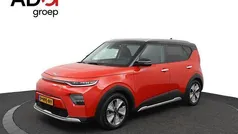 Rood Gebruikt 2022 Kia Soul EV SUV | € 22.800 (Goede deal)