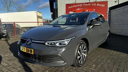 Occasion 2022 VW Golf VIII Style Hatchback | € 21.950 (Super prijs)