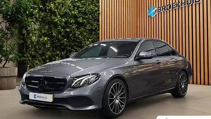 Grijs Gebruikt 2016 Mercedes E350 Edition Sedan | € 24.895 (Eerlijke prijs)