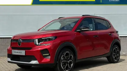 Rood Nieuw 2025 Citroën C3 Hatchback | € 24.485 (Eerlijke prijs)