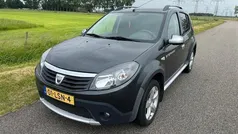 Grijs Gebruikt 2010 Dacia Sandero Stepway Hatchback | € 2.249 (Eerlijke prijs)