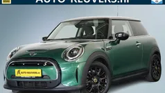 Gebruikt 2022 Mini Cooper Collection Hatchback | € 19.900 (Eerlijke prijs)