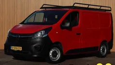 Rood Gebruikt 2017 Opel Vivaro Edition Van | € 9.940 (Super prijs)