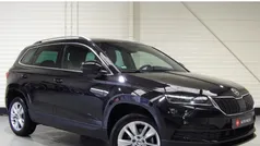 Zwart Gebruikt 2021 Skoda Karoq Style SUV | € 28.945 (Eerlijke prijs)