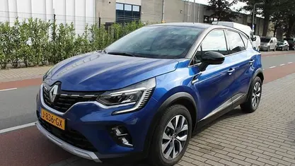 Blauw Gebruikt 2020 Renault Captur Intens SUV | € 12.650 (Eerlijke prijs)