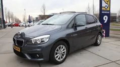 Grijs Gebruikt 2016 BMW 218 Executive Stationwagen | € 13.947 (Eerlijke prijs)