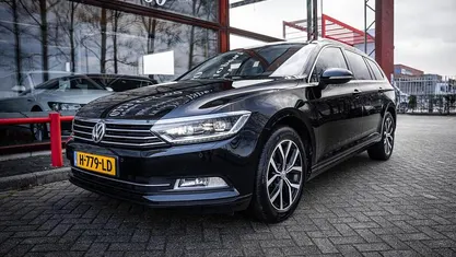 Gebruikt 2019 VW Passat Highline Stationwagen | € 23.250 (Eerlijke prijs)