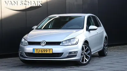 Occasion 2016 VW Golf VII Hatchback | € 10.950 (Eerlijke prijs)