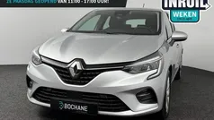 Grijs, metallic lak Gebruikt 2019 Renault Clio IV Intens Hatchback | € 12.900 (Eerlijke prijs)