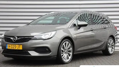 Gebruikt 2020 Opel Astra Elegance Stationwagen | € 12.895 (Eerlijke prijs)