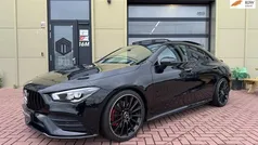 Zwart Gebruikt 2019 Mercedes CLA200 AMG Sedan | € 28.895 (Eerlijke prijs)