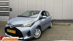 Gebruikt 2015 Toyota Yaris Hybrid Hatchback | € 11.400 (Eerlijke prijs)