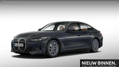 Grijs Gebruikt 2023 BMW i4 Executive Sedan | € 41.900 (Super prijs)