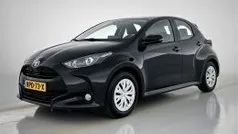 Zwart metallic Gebruikt 2024 Toyota Yaris Active Hatchback | € 22.225 (Goede deal)